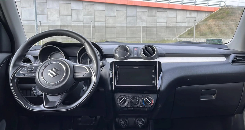 Suzuki Swift cena 52500 przebieg: 41252, rok produkcji 2020 z Wolbórz małe 631